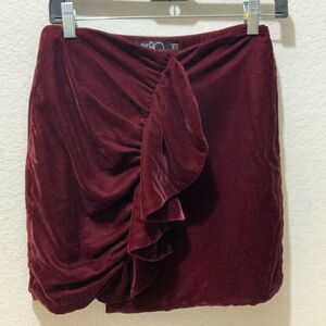 PATBO red velvet ruffle mini skirt size 6/38 EUR